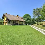 Casa vacanze 3 Bedroom In Borgo Valbelluna