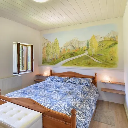 Vakantiehuis 3 Bedroom In Borgo Valbelluna Sant'Antonio Tortal