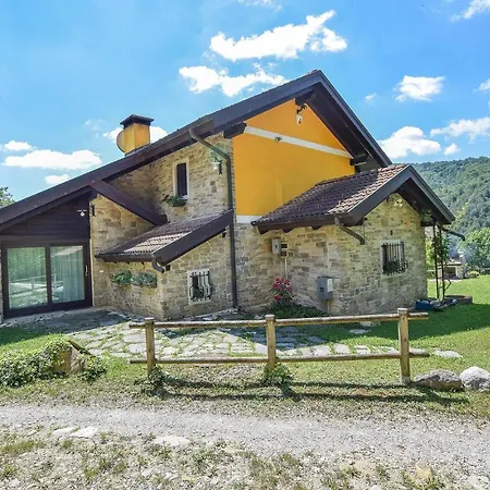 3 Bedroom In Borgo Valbelluna Vakantiehuis Sant'Antonio Tortal