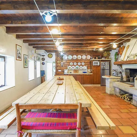 3 Bedroom In Borgo Valbelluna Casa vacanze *